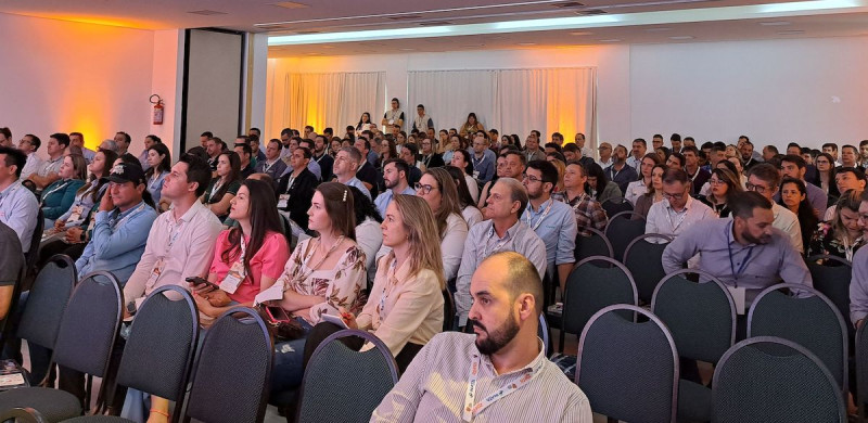 Attendees at FACTA Breeding Symposium in Brazil