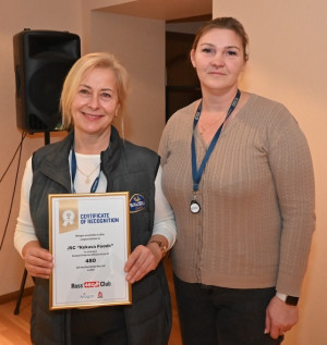 Kekava Foods employees with award