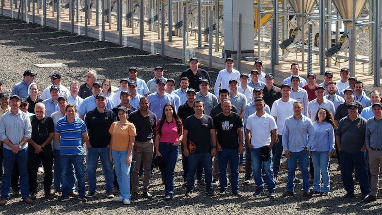 Aviagen Increases Production Capacity in Brazil and Introduces Customers to New GP Farm in Brazil