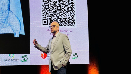 Rodrigo Tedesco, Technical Services Manager, speaks at Symposium